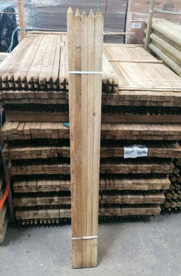 10 x Square & Pointed Wooden HC4 Pressure Treated Tree Stakes/Posts - 1.5m tall x 32mm wide