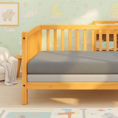 100% Cotton Jersey Fitted Cot Sheet Soft and Breathable Baby