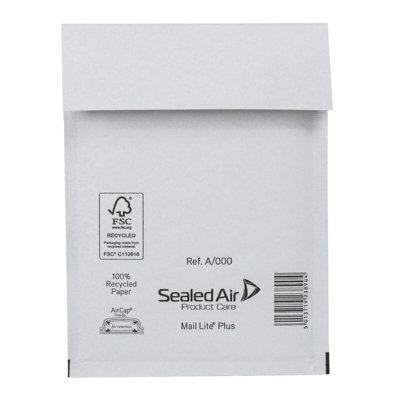 100 x A/000 MailLite White Padded Envelopes