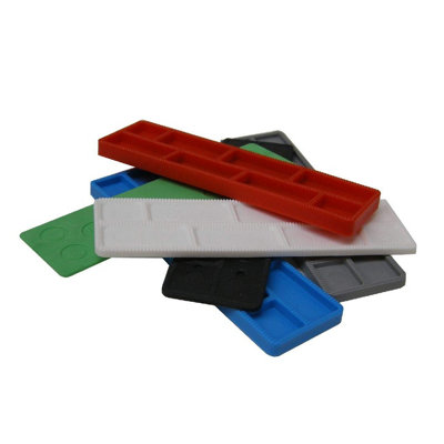 100 x Plastic White 3mm Thick Window & Glazing Packers