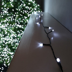 1000 LED 100m Premier Christmas Indoor Outdoor Multi Function Battery Operated String Lights with Timer in Cool White
