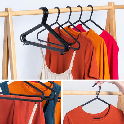 100Pcs Adult Plastic Coat Hangers (Black)