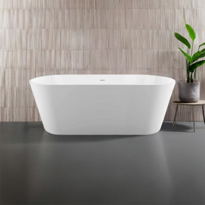 Viktor Benson Alba 1370 X 730mm Short Freestanding Bath from B&Q