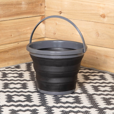 10l-black-and-grey-collapsible-round-camping-bucket-with-handle-diy