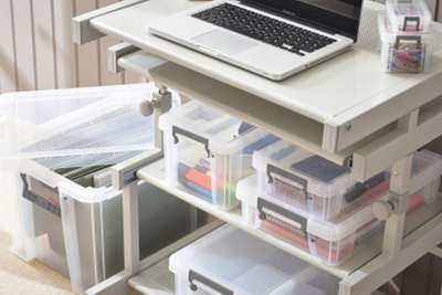 10L Clear Stacking Storage Box With Clip Lock Lid Storage 40x26x15cm - 4