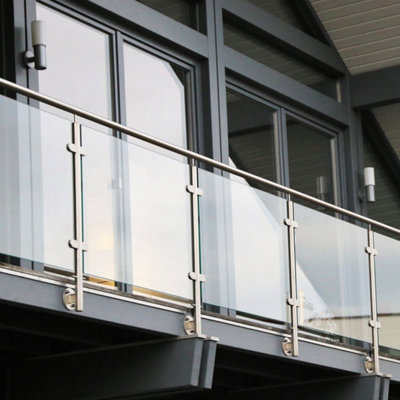 10mm Toughened Glass Balustrade Panels 1000mm x 1000mm