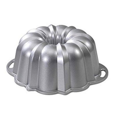 Bundt Pan: Nordic Ware Anniversary 10 Cups 2.4LSilver from B&Q
