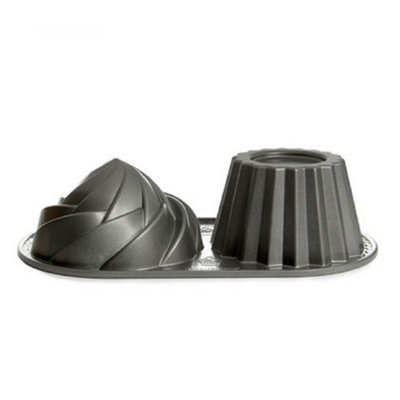 Cake Tin: Nordic Ware Cute Cupcake from B&Q