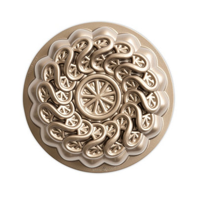 Bundt Tin: Nordic Ware Citrus TwistToffee from B&Q