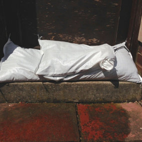 120 x Yuzet White Woven Polypropylene Sandbags Sacks flood Sand Bags 33cm x 78cm