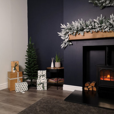 120cm (4ft) Snowtime Pencil Style Slim Christmas Tree in Green