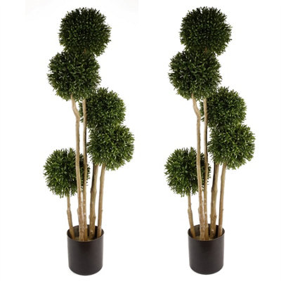 120cm UV Resistant Balls Topiary - 480 Leaves - Natural Trunk | DIY at B&Q