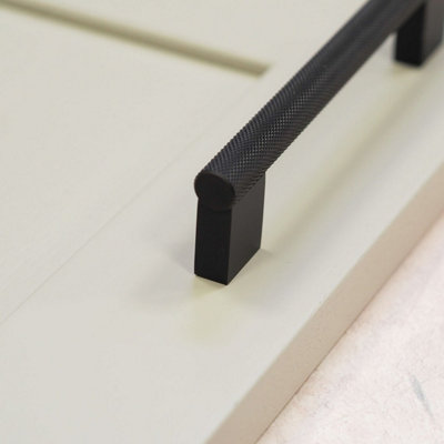 128mm Matt Black Cabinet Handle Textured Knurled Kitchen Bedroom Bathroom Cupboard Door Drawer Pull Furniture Replacement