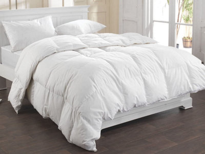 13.5 Tog Premium Goose Feather and Down Duvet- Anti Allergy Cassette Construction (King 225 X 220cm 90" X 86")