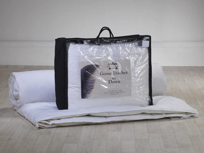 13.5 Tog Premium Goose Feather and Down Duvet- Anti Allergy Cassette Construction (King 225 X 220cm 90" X 86")