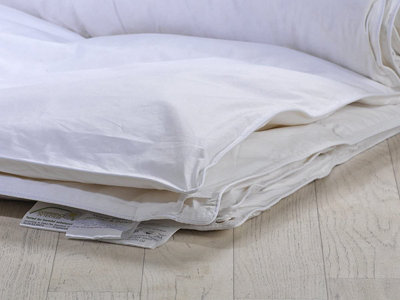 13.5 Tog Premium Goose Feather and Down Duvet- Anti Allergy Cassette Construction (King 225 X 220cm 90" X 86")
