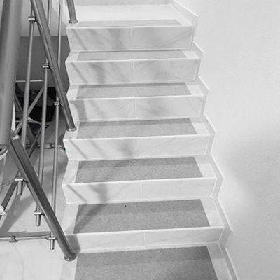 Light grey carpet clearance stairs