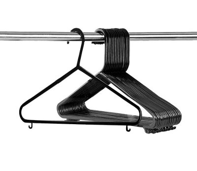https://media.diy.com/is/image/KingfisherDigital/15-pack-black-coat-hangers-strong-plastic-non-slip-adult-clothes-with-suit-trouser-bar~5056283865725_01c_MP?$MOB_PREV$&$width=768&$height=768