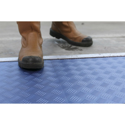 16 PACK Vinyl Floor Tile - Peel & Stick Backing - 457.2 x 457.2mm - Blue Tread - 3