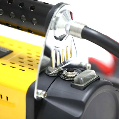 160 l/min air compressor for large 4x4 and recovery vehicles. - 3