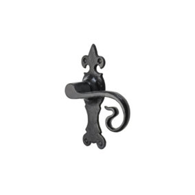 165mm x 52mm No.4015 Old Hill Ironworks Wychwood Suite Lever Latch Handles