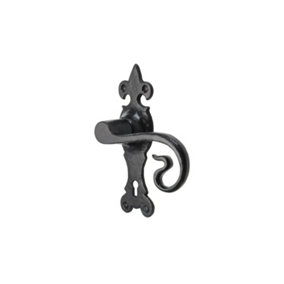 165mm x 52mm No.4016 Old Hill Ironworks Wychwood Suite Lever Lock Handles