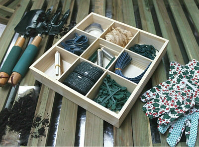 165pc Garden Accessory Set Box