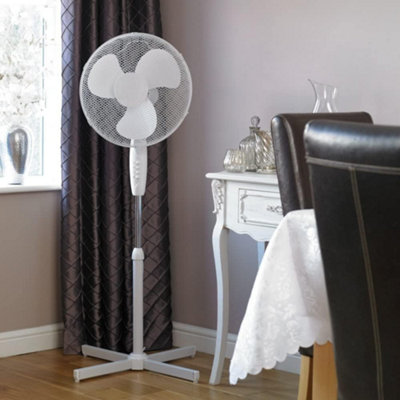 16inch Low Noise Oscillation Pedestal Fan White DIY at B&Q