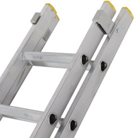 18 Rung Aluminium Double Section Extension Ladders & Stabiliser Feet 2.5m 4m