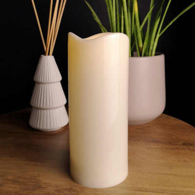 18cm Battery Operated Cream Flickering Flameless LED Candle
