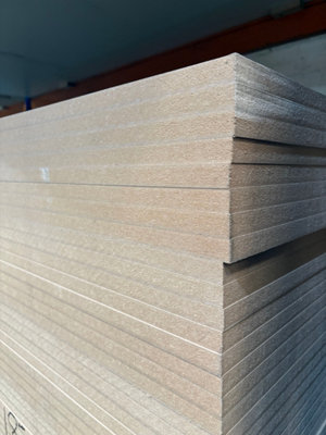 18mm Medium Density Fibreboard (MDF) 1200x607mm SINGLE SHEET FREE DELIVERY