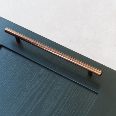 192mm Antique Copper Bar Handle DIY at B&Q