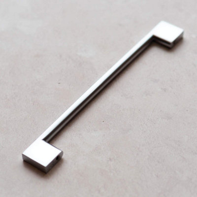 192mm Matt Chrome Square D Handle