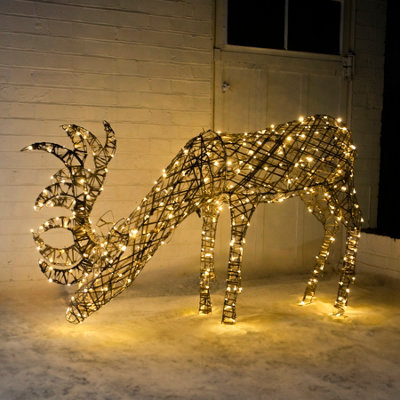 1M Grey Wicker Light Up Christmas Reindeer Grazing Stag with 380 White