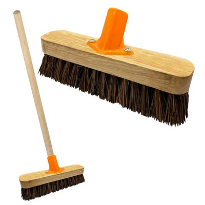 1x Heavy Duty Strong Stiff Floor Broom Deck Scrubber Brush With Wooden Handle For Garden Pathways