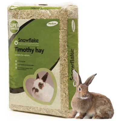 View of 2 Bags (1.5kg) Dust Extracted Natural Fibre Grass Timothy Hay Great For ...