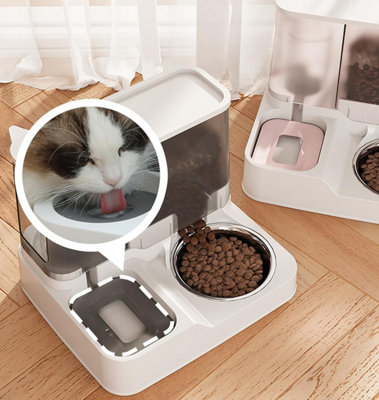 Cat food and water clearance feeder