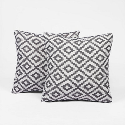 2 Pack Geometric Cushion Cover Water Resistant Outdoor Garden - 4