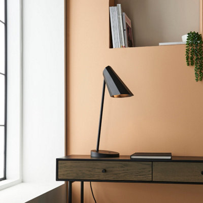 Task light store for desk