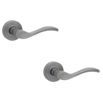 2 PACK Rustic Door Handle on Rose - Classic Elegance for Interior Spaces - Interior Handle
