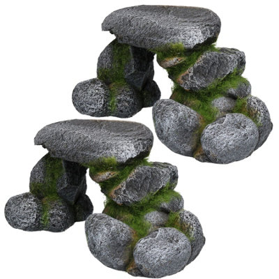 Grote aquariumdecoratie, aquariumdecoratiehol met groen gras, berg