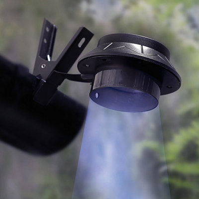 2 x Clip On Garden Lights - Solar Powered Weather Resistant Outdoor LED Security Lighting for Guttering, Fences, Walls