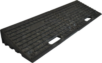 2 x Heavy Duty Portable Non-Slip Rubber Threshold Kerb Ramps