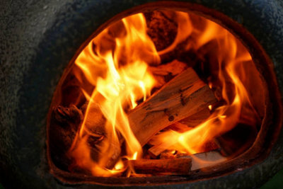 2 x Warma Chimenea Wood Chunks Kiln Dried Wood Logs Fire Pit Fuel 7kg - 6