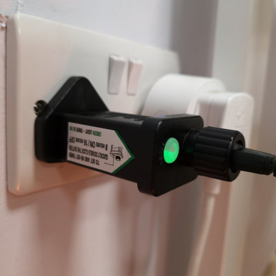 100 LED 5m Premier MicroBrights Christmas Multi Function Battery Operated Lights With Timer On Pin Wire In Vintage Gold