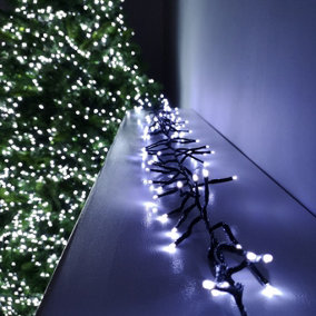 2000 LED 25m Premier Christmas Outdoor Cluster Timer Lights in Cool White