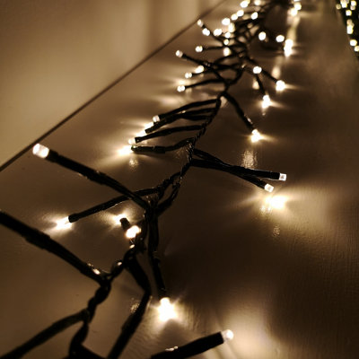 2000 LED 25m Premier Christmas Outdoor Cluster Timer Lights in Warm White