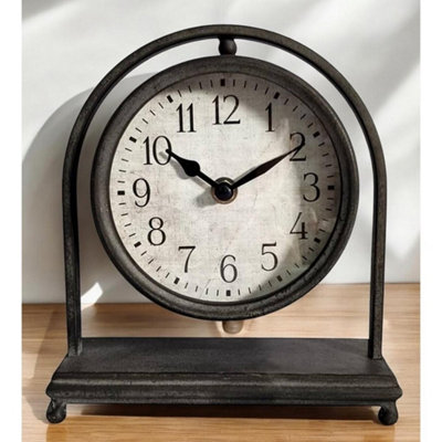 20CM TABLE TOP CLOCK ON A STAND