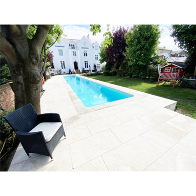 21m2 - 42 Paving Slabs - Dolomite Travertine (Beige) Porcelain Paving - 3