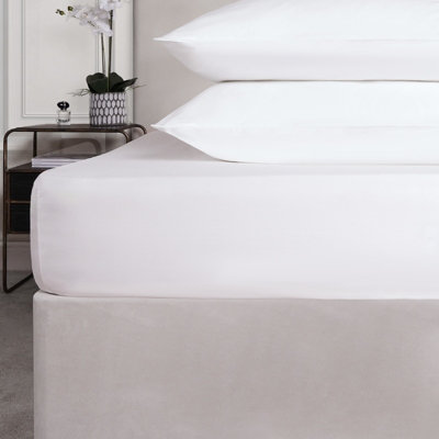 220 Thread Count Soft Cotton Fitted Bed Sheet